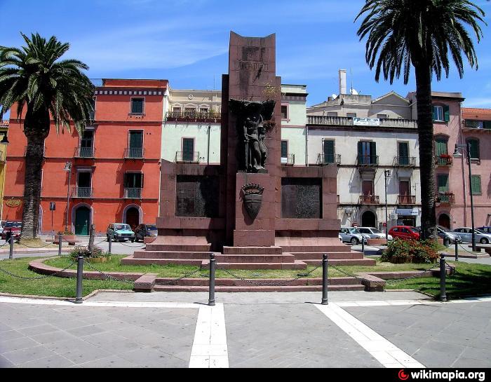 monumento caduti bosa