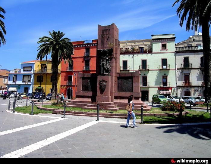 monumento caduti bosa1