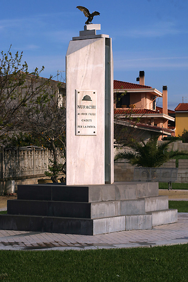 Monumento ai Caduti foto Ro